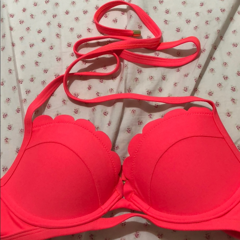 Abercrombie Fitch Scallops Swim Top